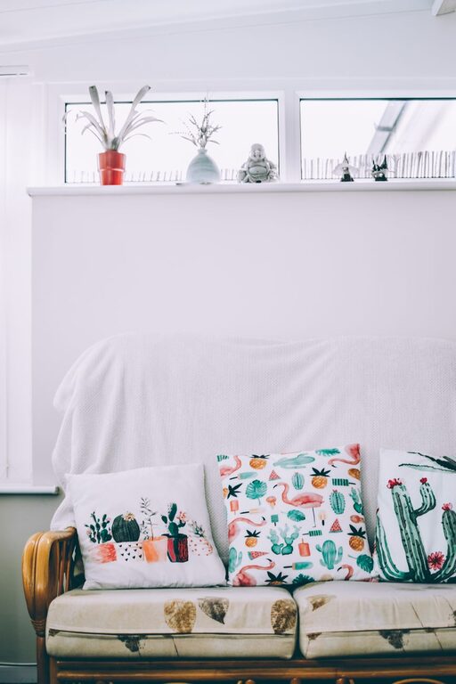 Quick Ideas to Brighten a Dark Room and Make It Feel Inviting
